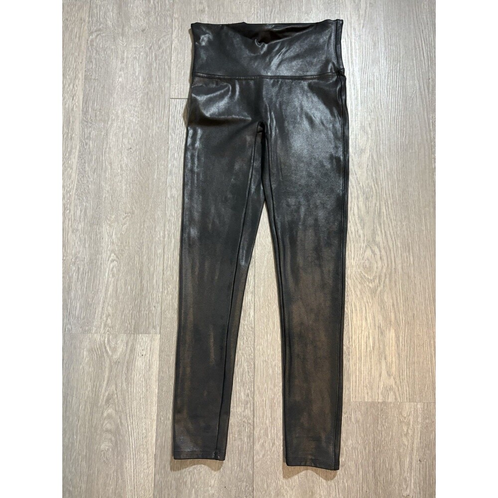 Womens Spanx Faux Leather Shiny leggings EUC Black Size M Petite